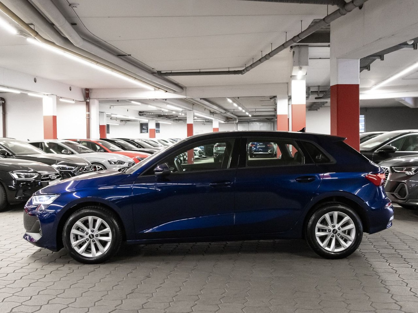 Bild über Audi A3 Sportback TDI S tronic - für weitere Informationen kontaktieren Sie den Audi Partner