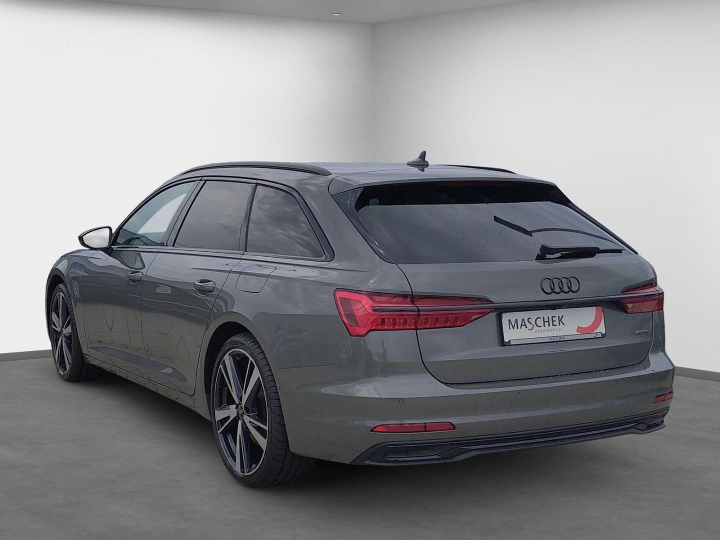 Bild über Audi A6 Avant TFSI e advanced 50 TFSI e quattro S tronic - für weitere Informationen kontaktieren Sie den Audi Partner