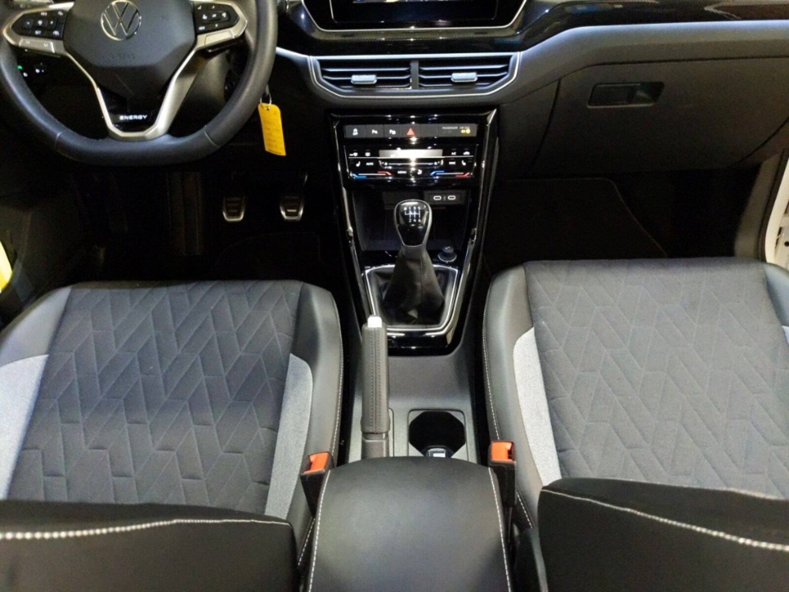 Volkswagen T-Cross – Bild 13