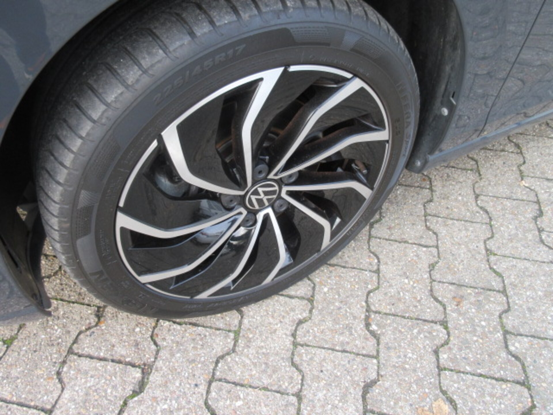 Volkswagen Golf Style