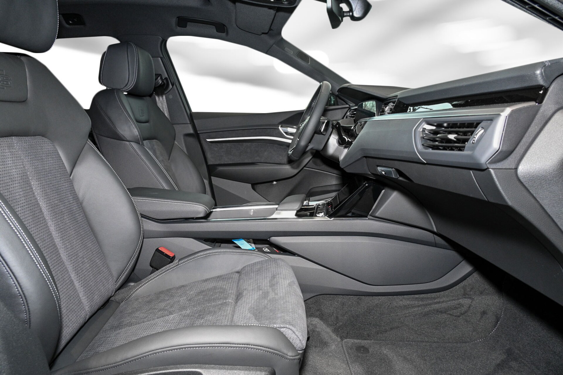 Audi e-tron advanced