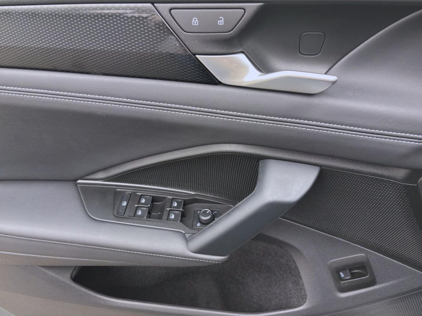 Volkswagen Tiguan – Bild 11
