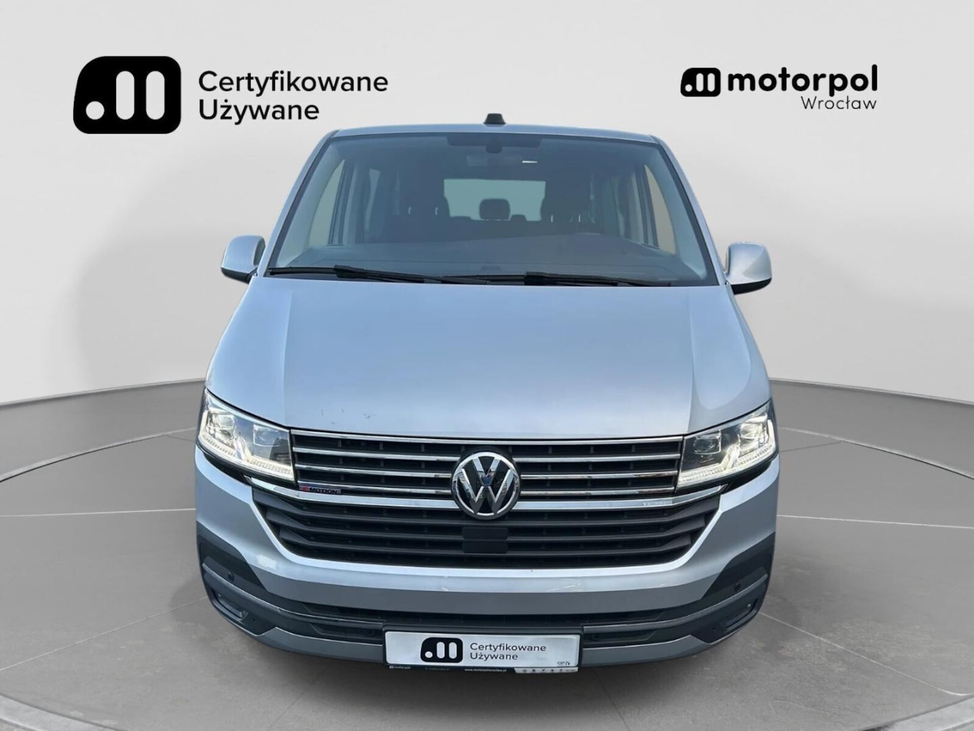 Volkswagen Caravelle 6.1 długi roztaw osi SE