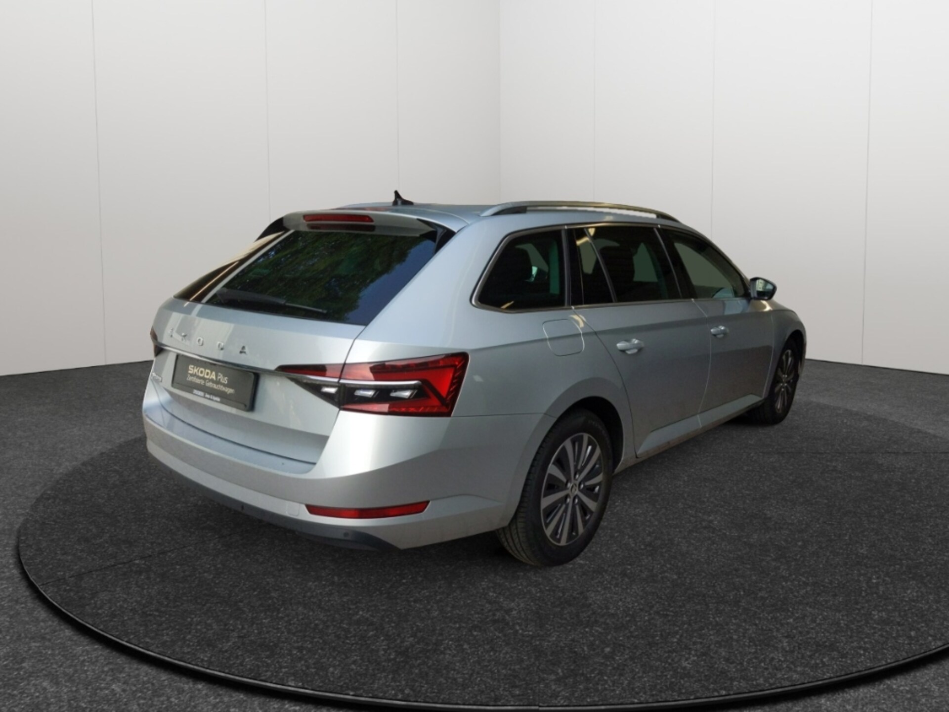 Skoda Superb Combi Style