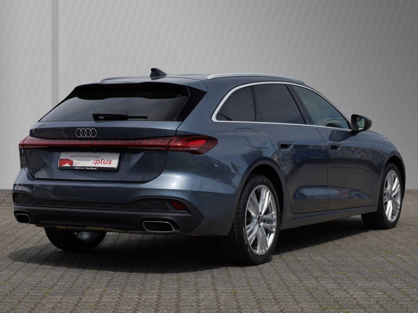 Bild über Audi A5 Avant TFSI S tronic - für weitere Informationen kontaktieren Sie den Audi Partner