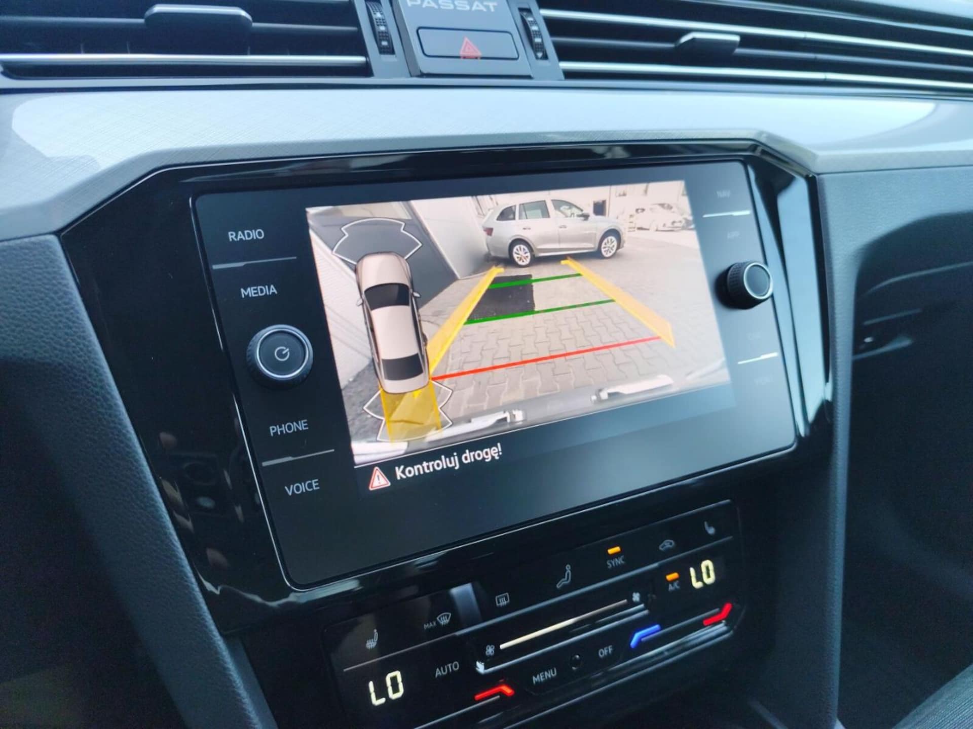 Volkswagen Passat Business