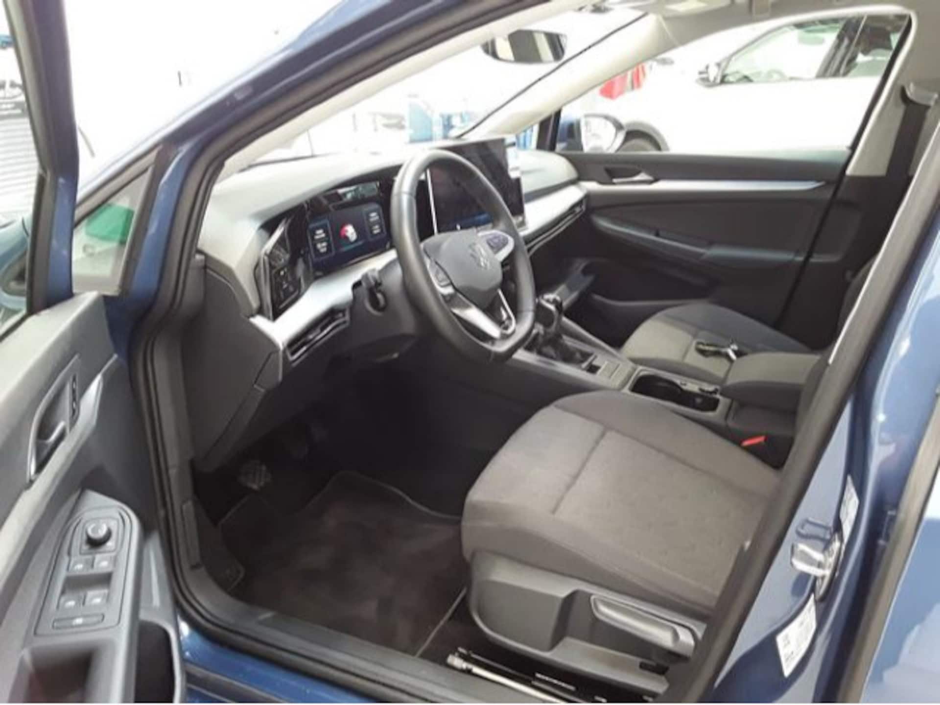 Volkswagen Golf Life