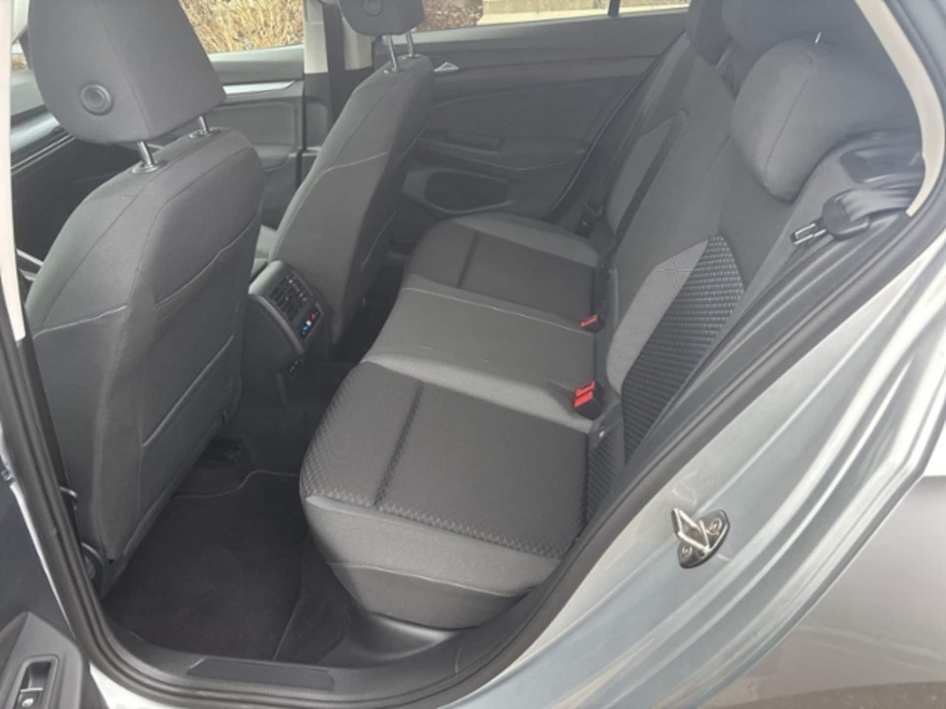 Volkswagen Golf Active