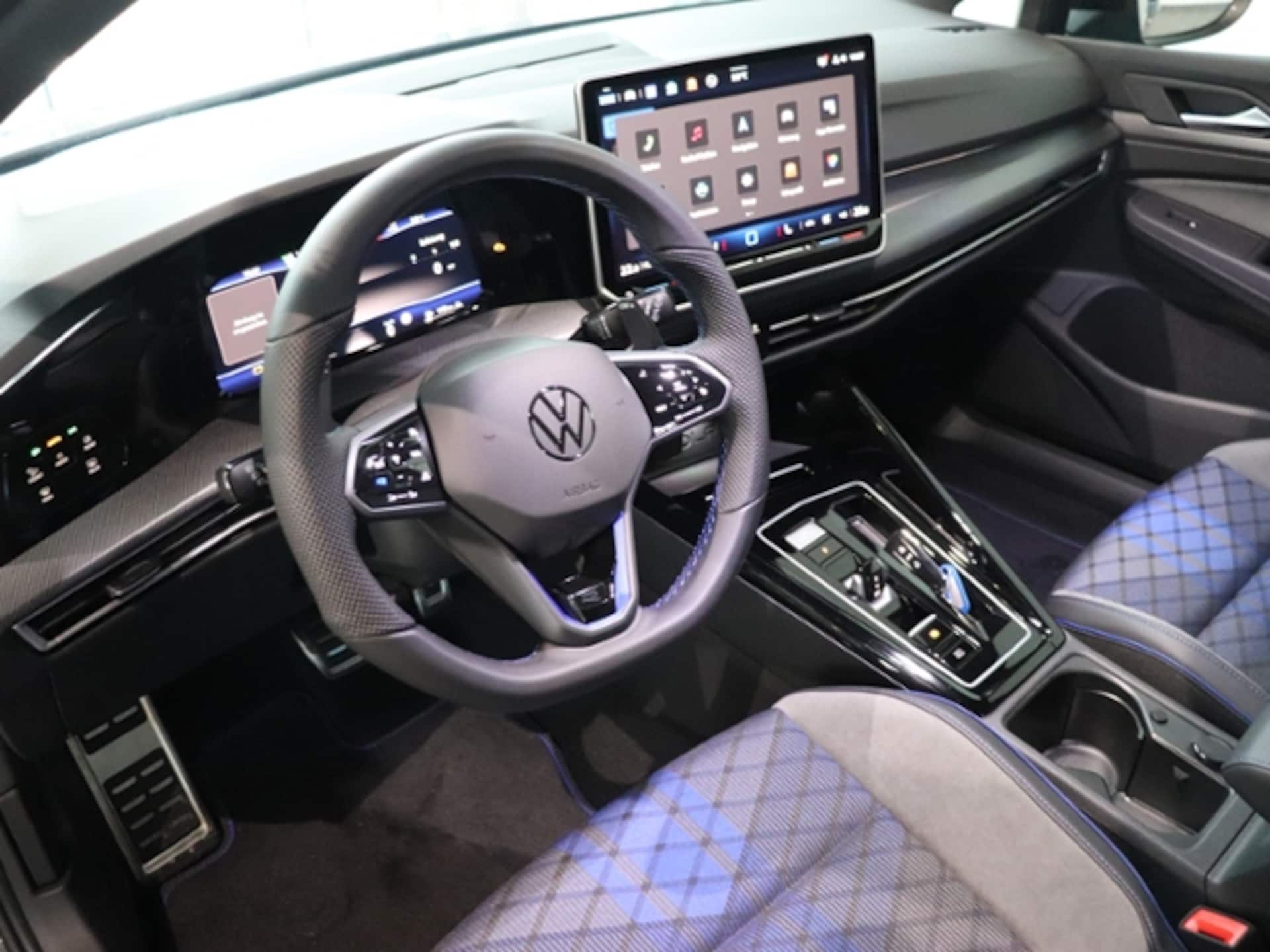 Volkswagen Golf R