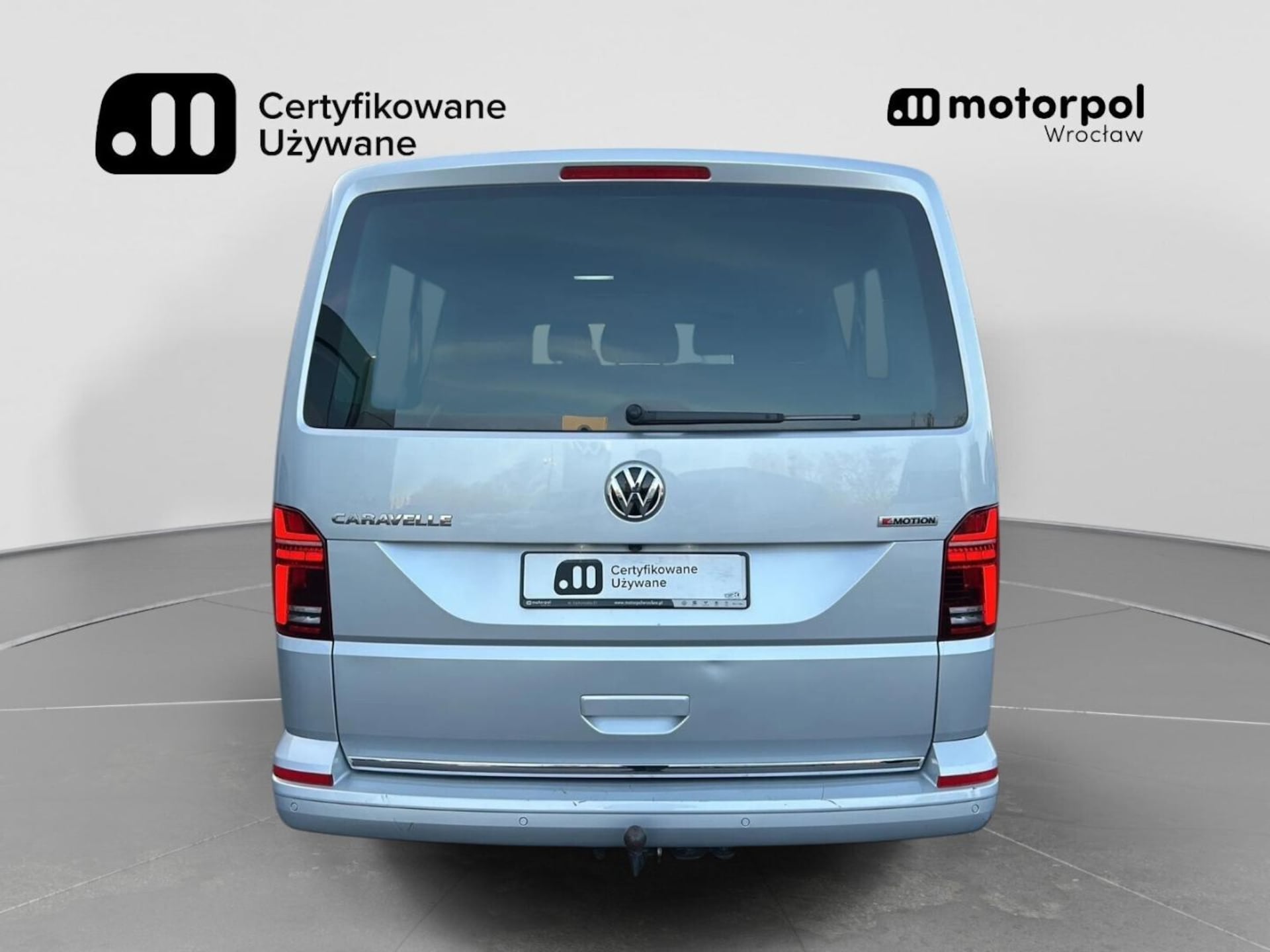 Volkswagen Caravelle 6.1 długi roztaw osi SE