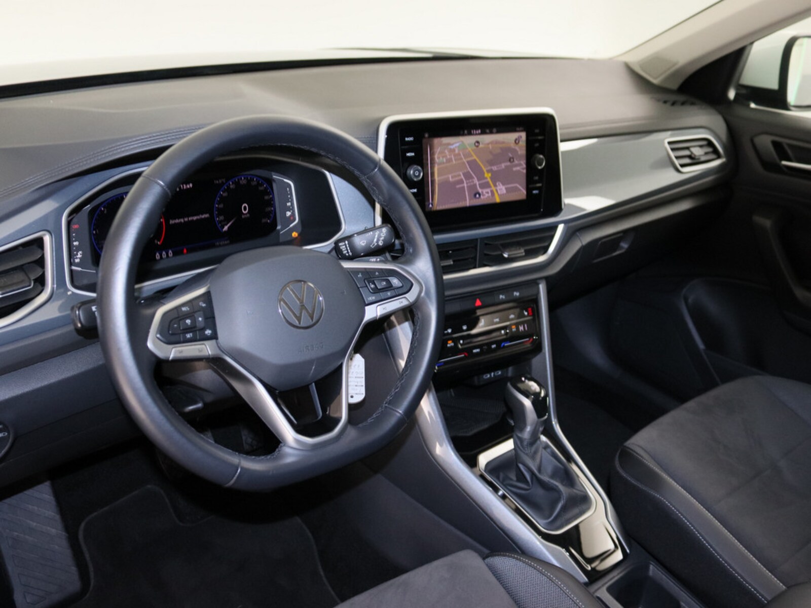 Volkswagen T-Roc – Bild 10
