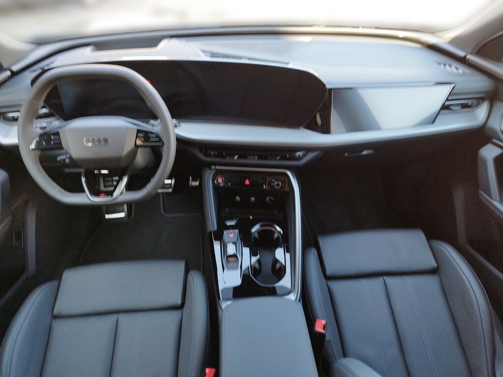 Image about Audi Q5 SUV TDI quattro 150 kW S tronic