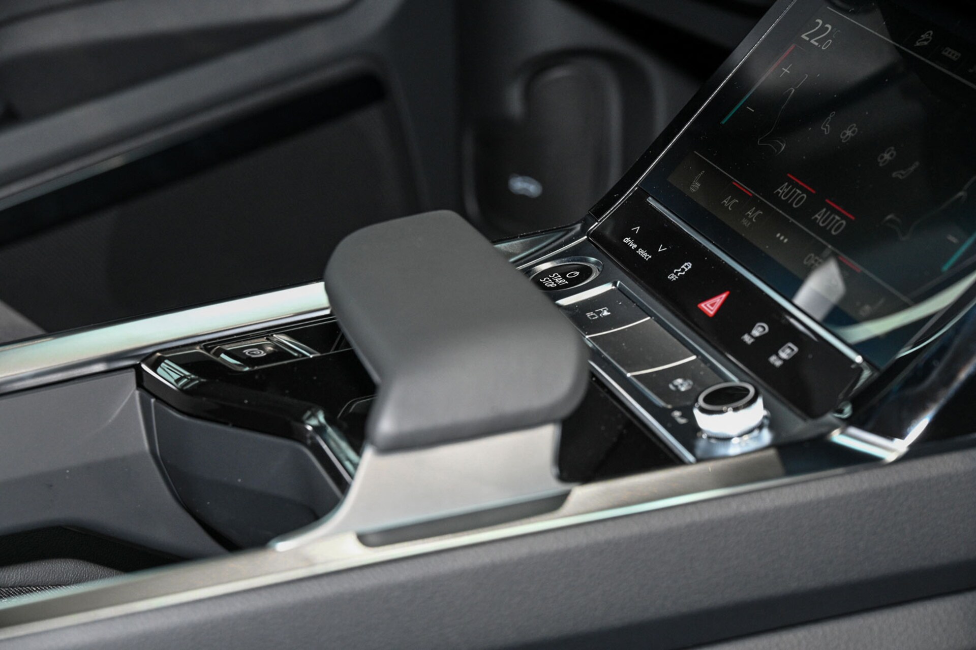 Audi e-tron advanced