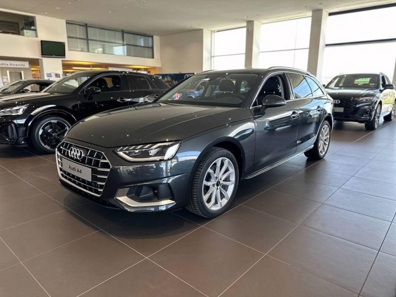 Immagine di Audi A4 Avant Business Advanced 30 TDI 100 kW (136 CV) S tronic - Vista: for more details contact your dealer