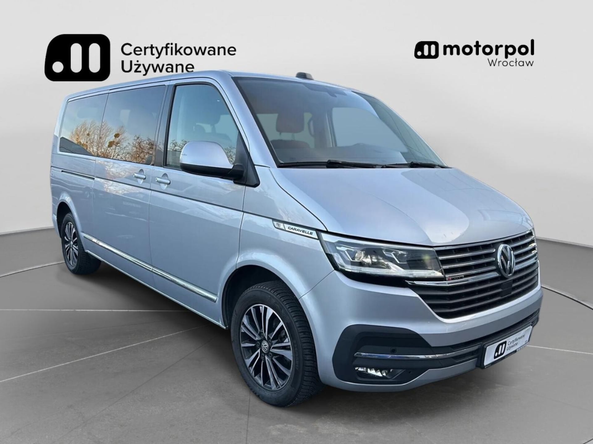 Volkswagen Caravelle 6.1 długi roztaw osi SE