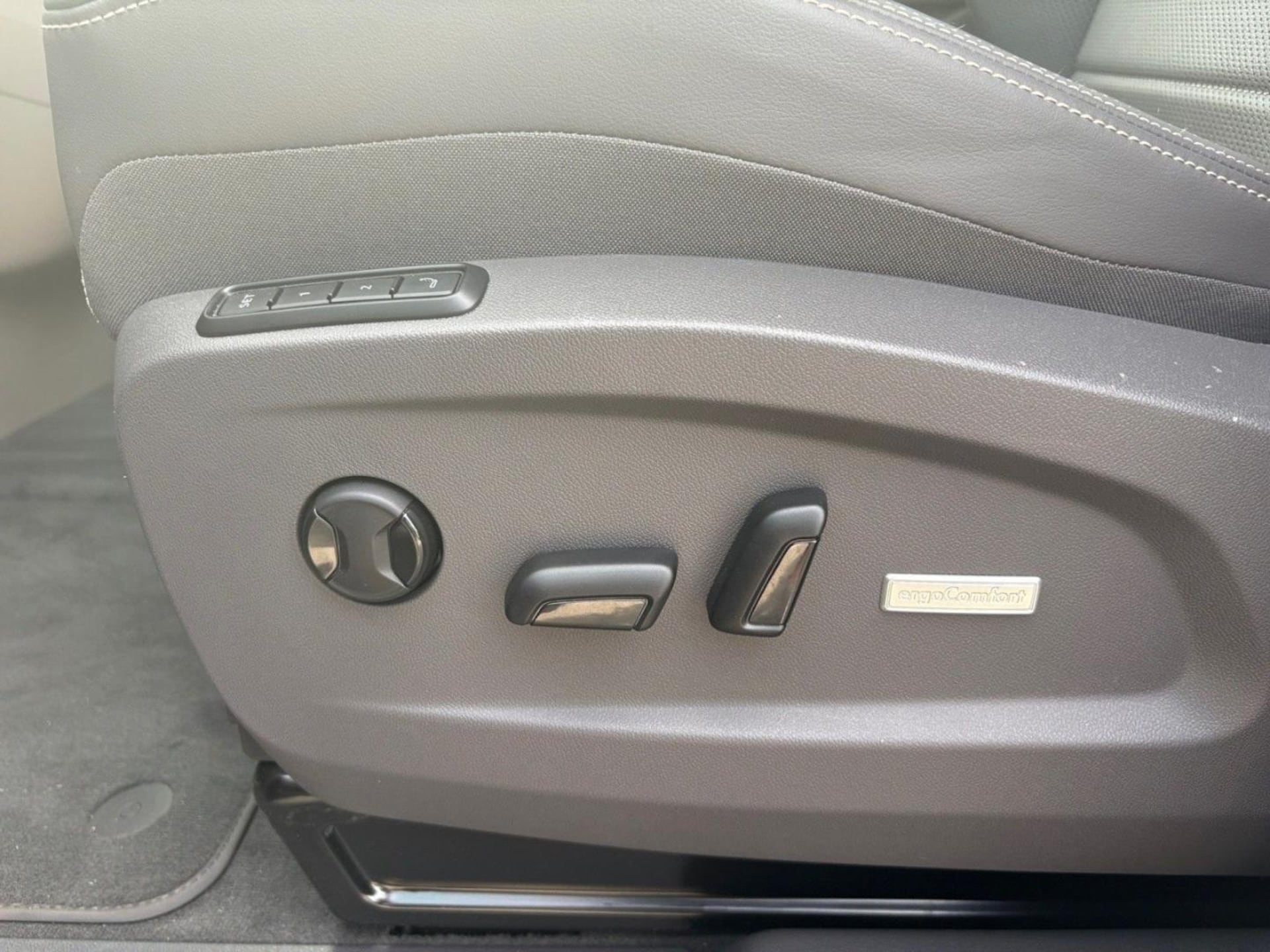 Volkswagen Multivan Style