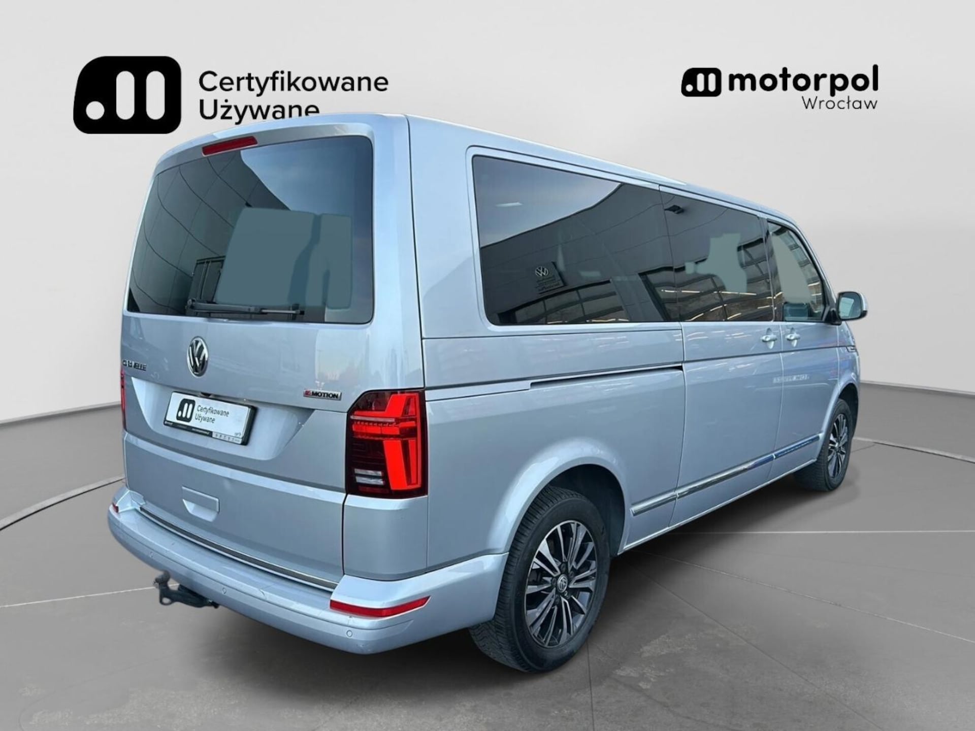 Volkswagen Caravelle 6.1 długi roztaw osi SE