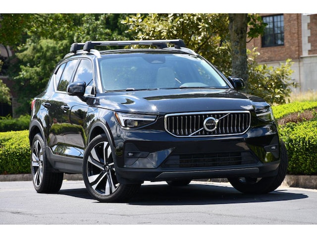 2023 Volvo XC40