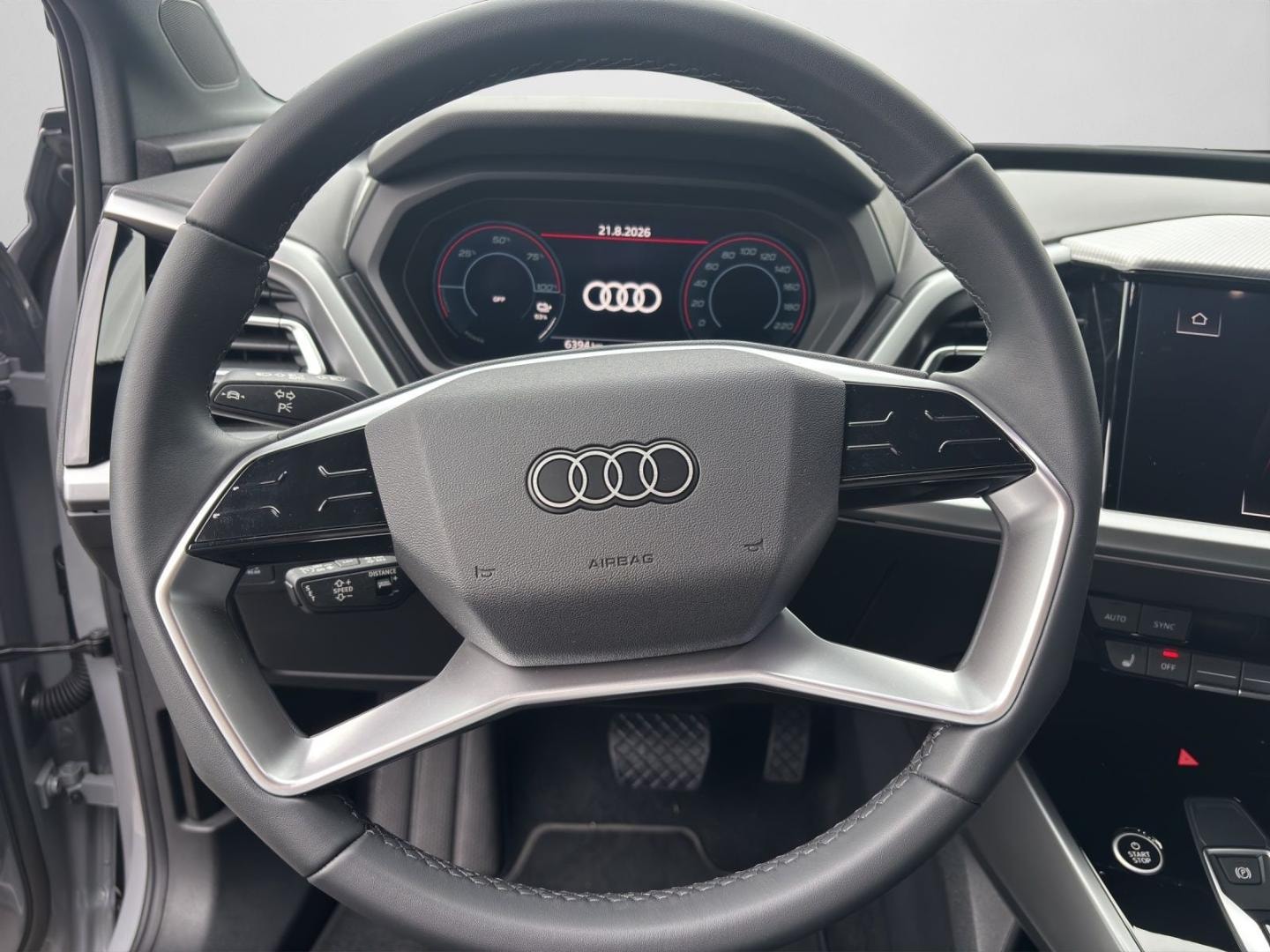Bild über Audi Q4 e-tron 40 e-tron - für weitere Informationen kontaktieren Sie den Audi Partner
