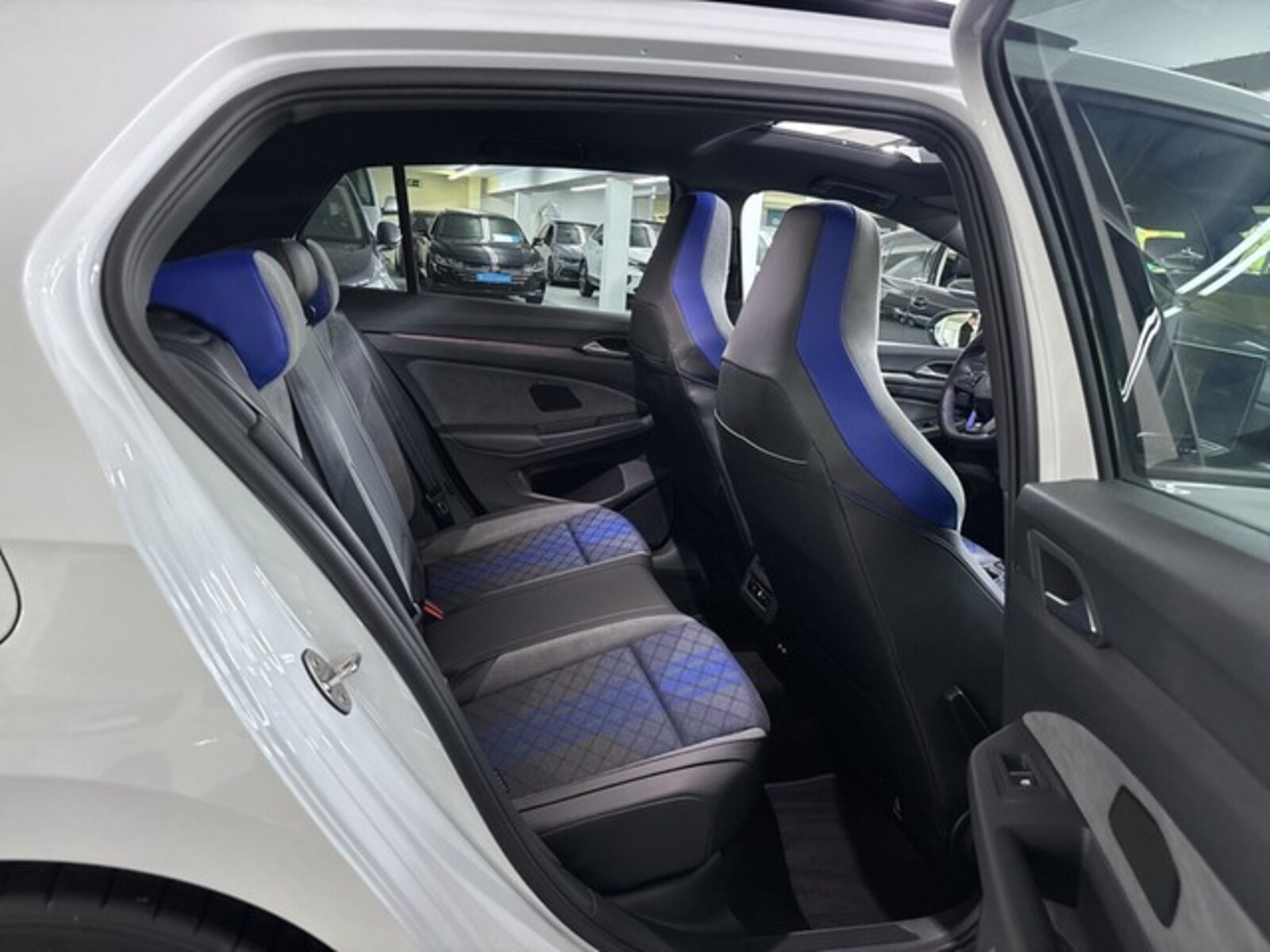 Volkswagen Golf – Bild 11