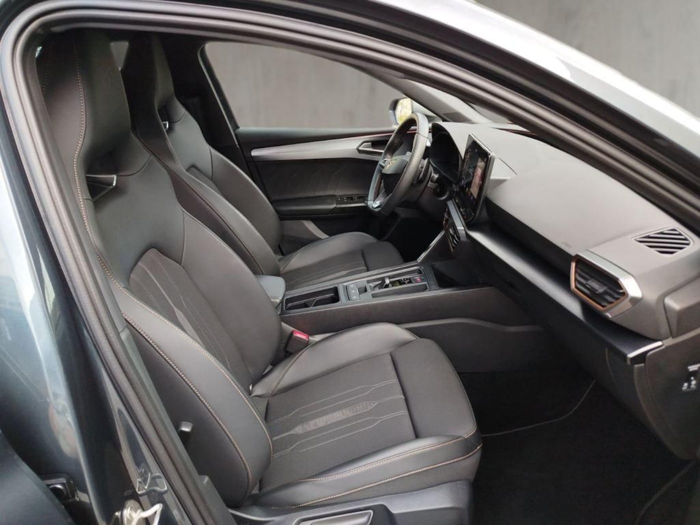 CUPRA Leon León 1.4 e-Hybrid DSG 150 kW (204 CV) — photo 5