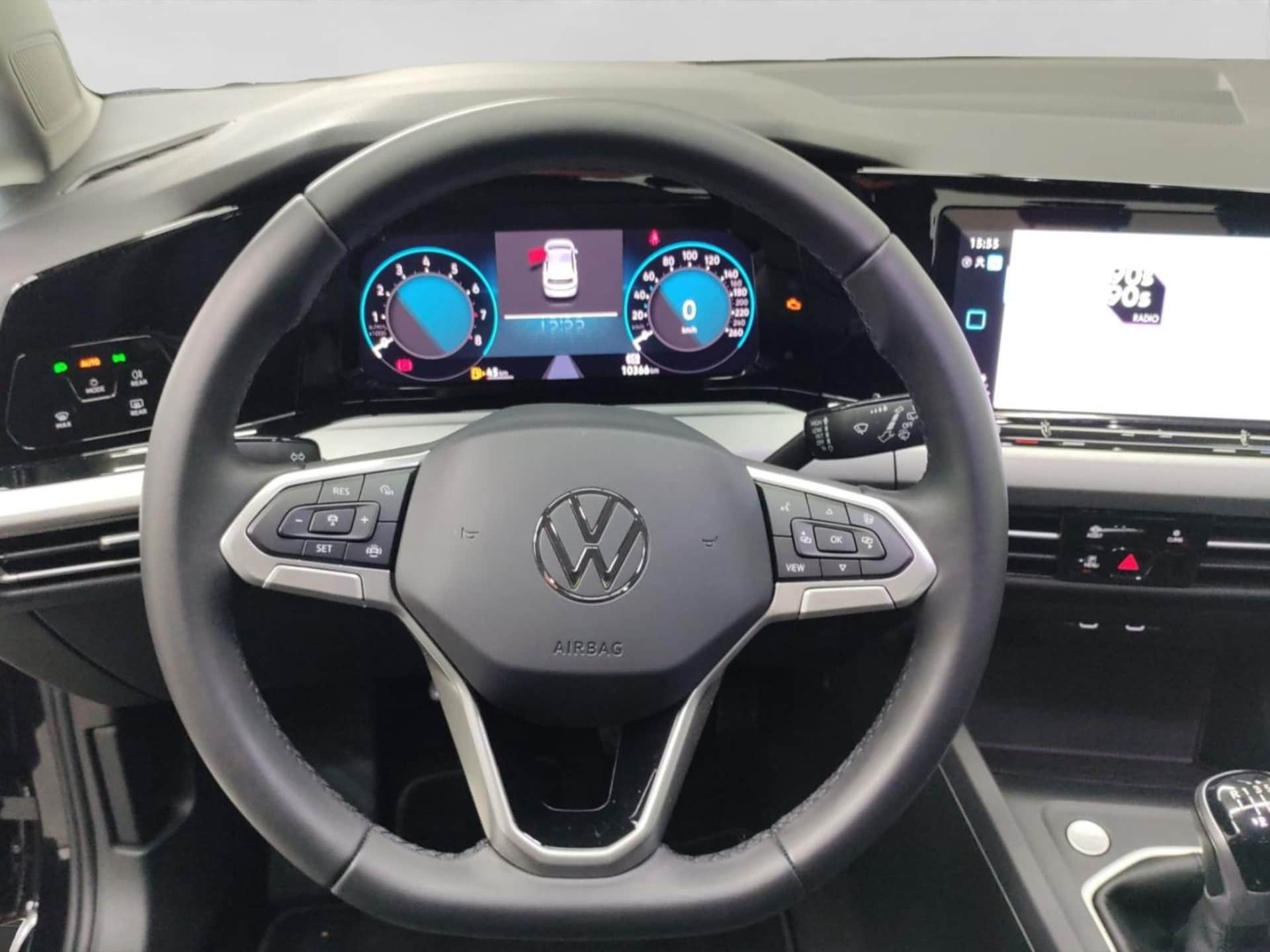 Volkswagen Golf Life
