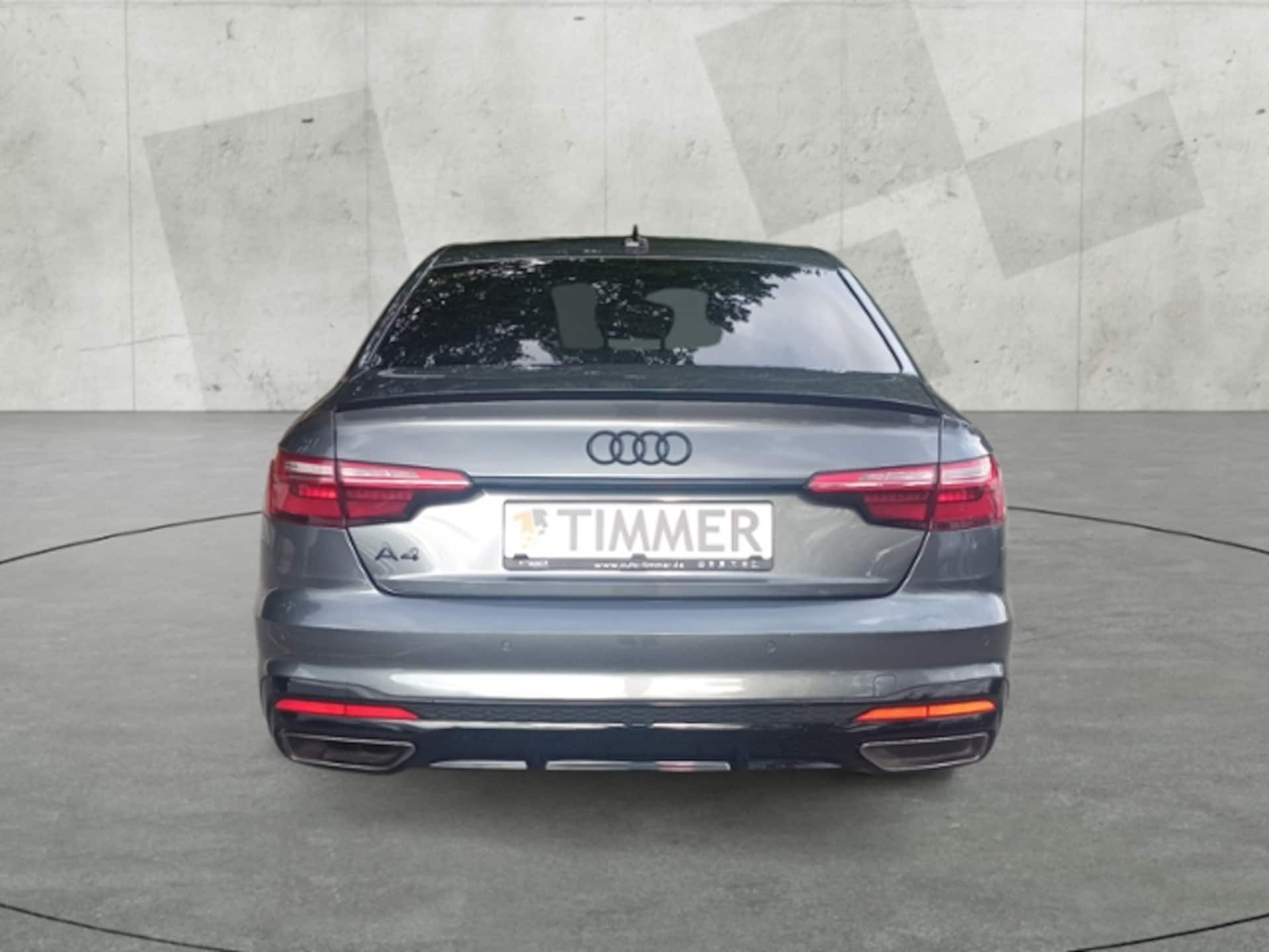 Audi A4 Limousine S line