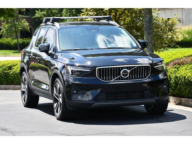 2023 Volvo XC40
