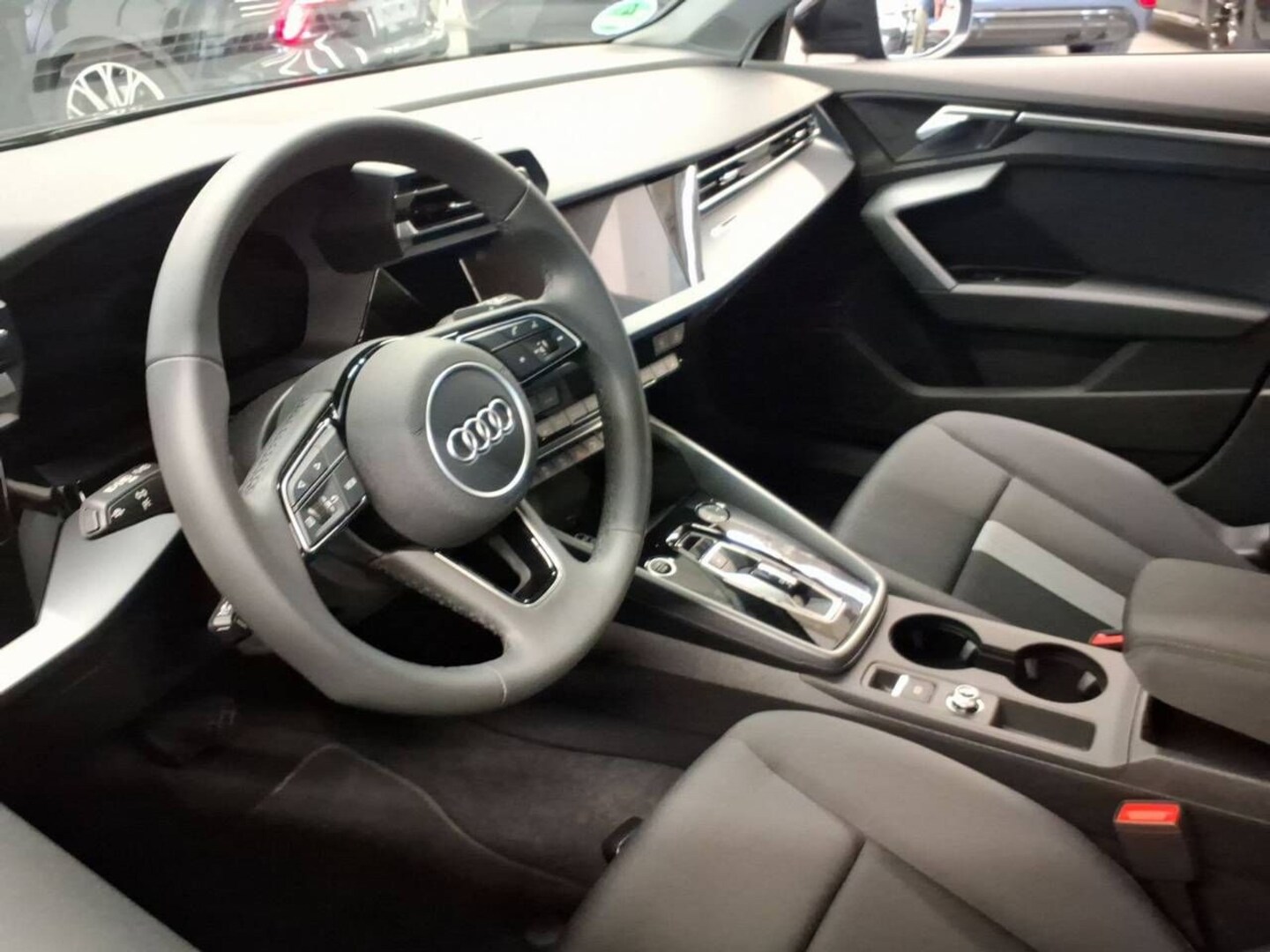 Bild über Audi A3 Sportback TDI S tronic - für weitere Informationen kontaktieren Sie den Audi Partner