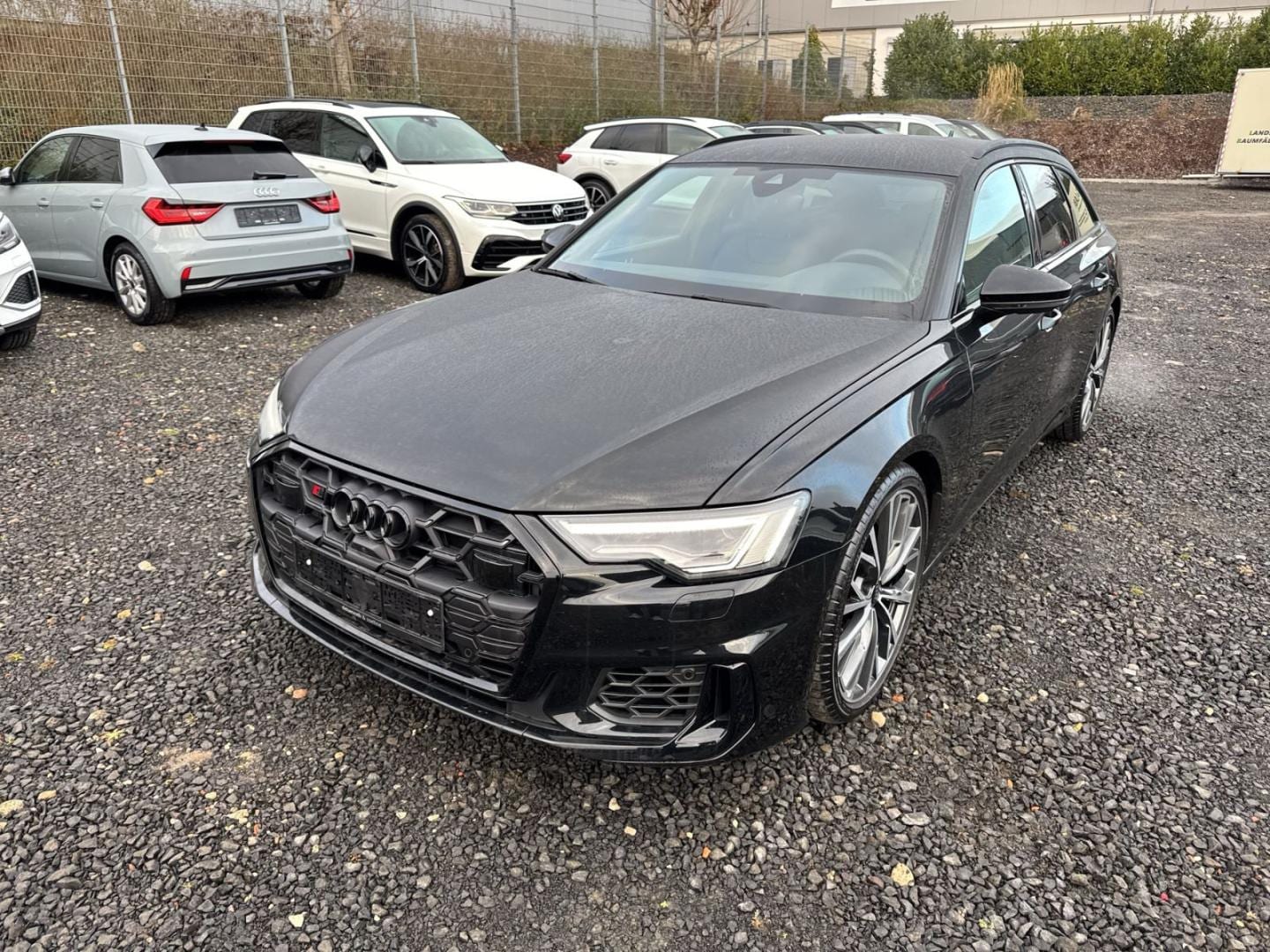 Bild über Audi S6 Avant TDI quattro tiptronic - für weitere Informationen kontaktieren Sie den Audi Partner
