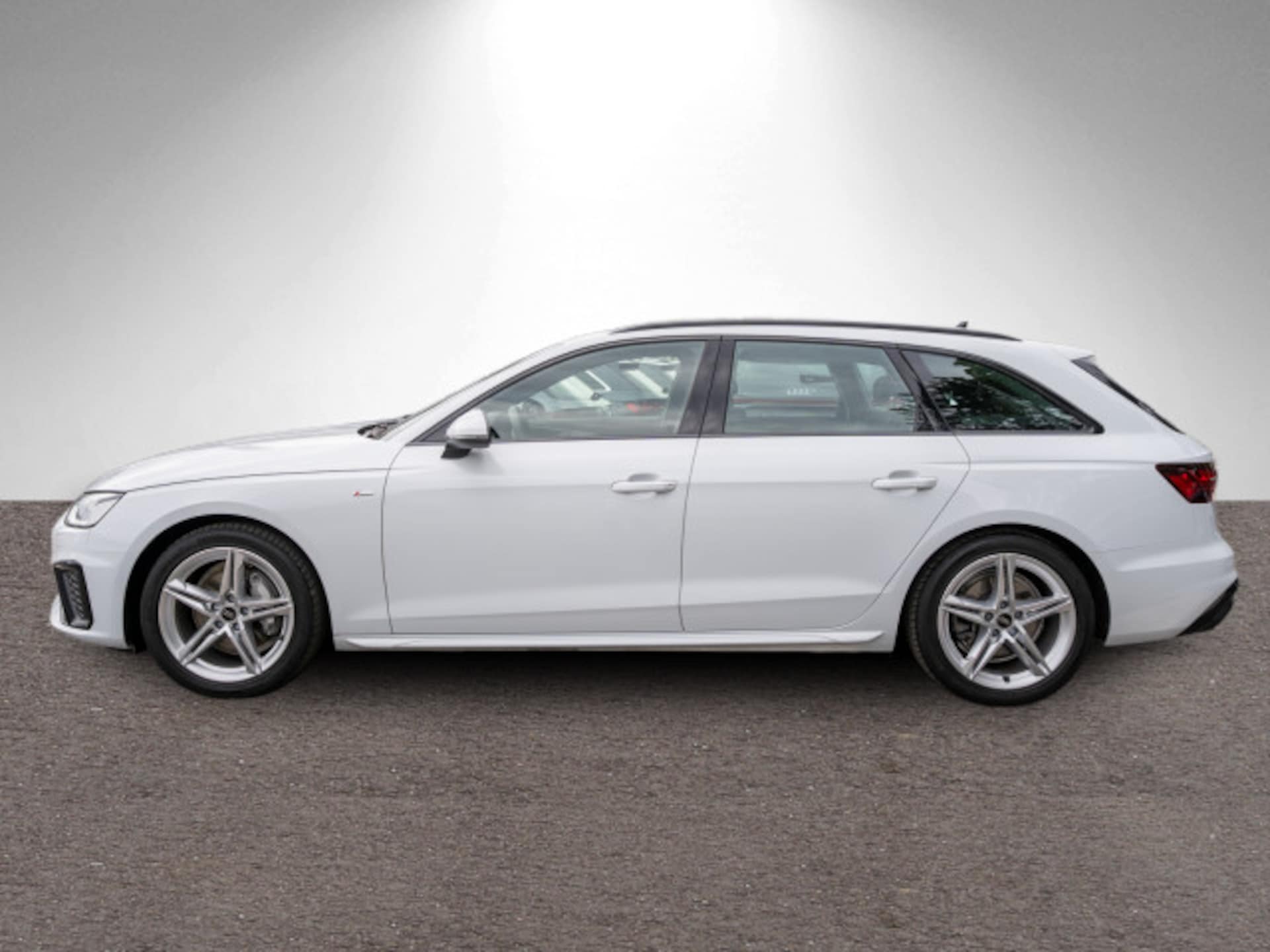 Audi A4 Avant S line
