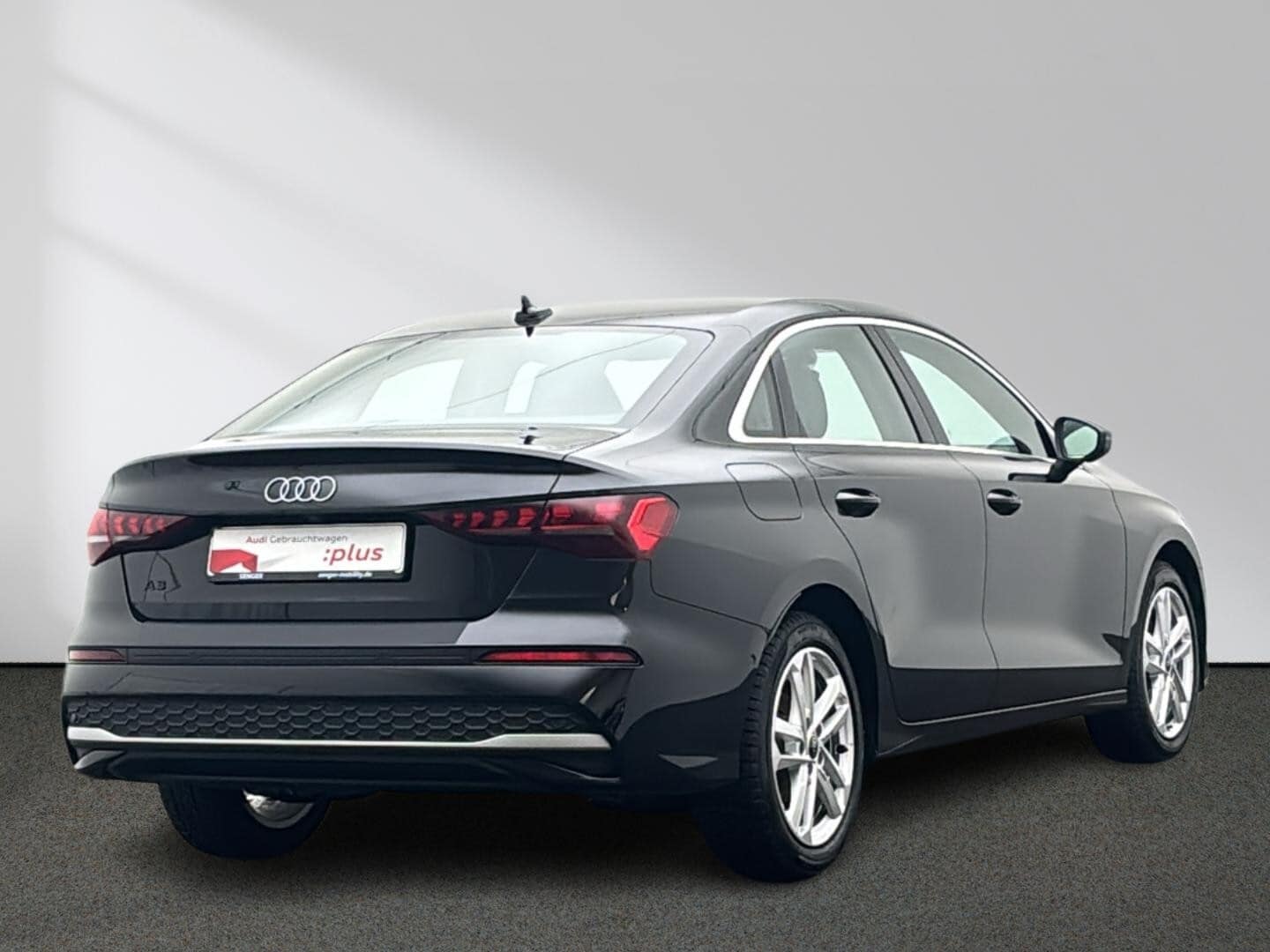 Bild über Audi A3 Limousine advanced 35 TDI S tronic - für weitere Informationen kontaktieren Sie den Audi Partner