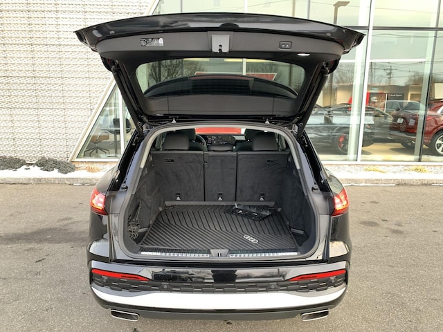 2025 Audi Q5 Premium - Photo 18