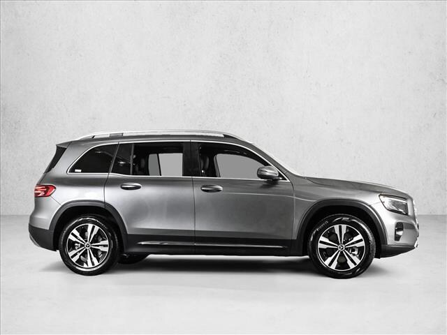 2026 Mercedes-Benz GLB 250