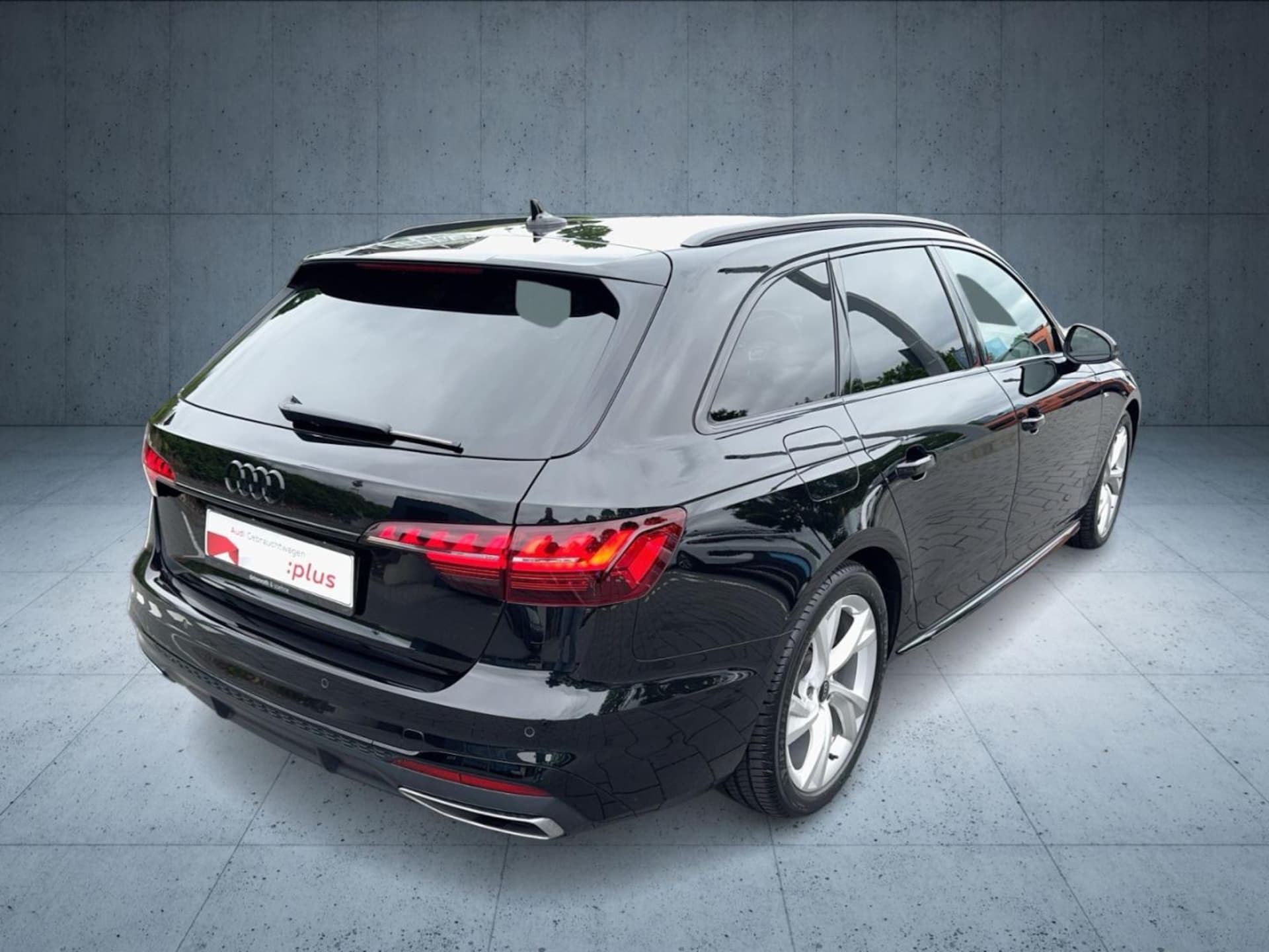 Audi A4 Avant S line