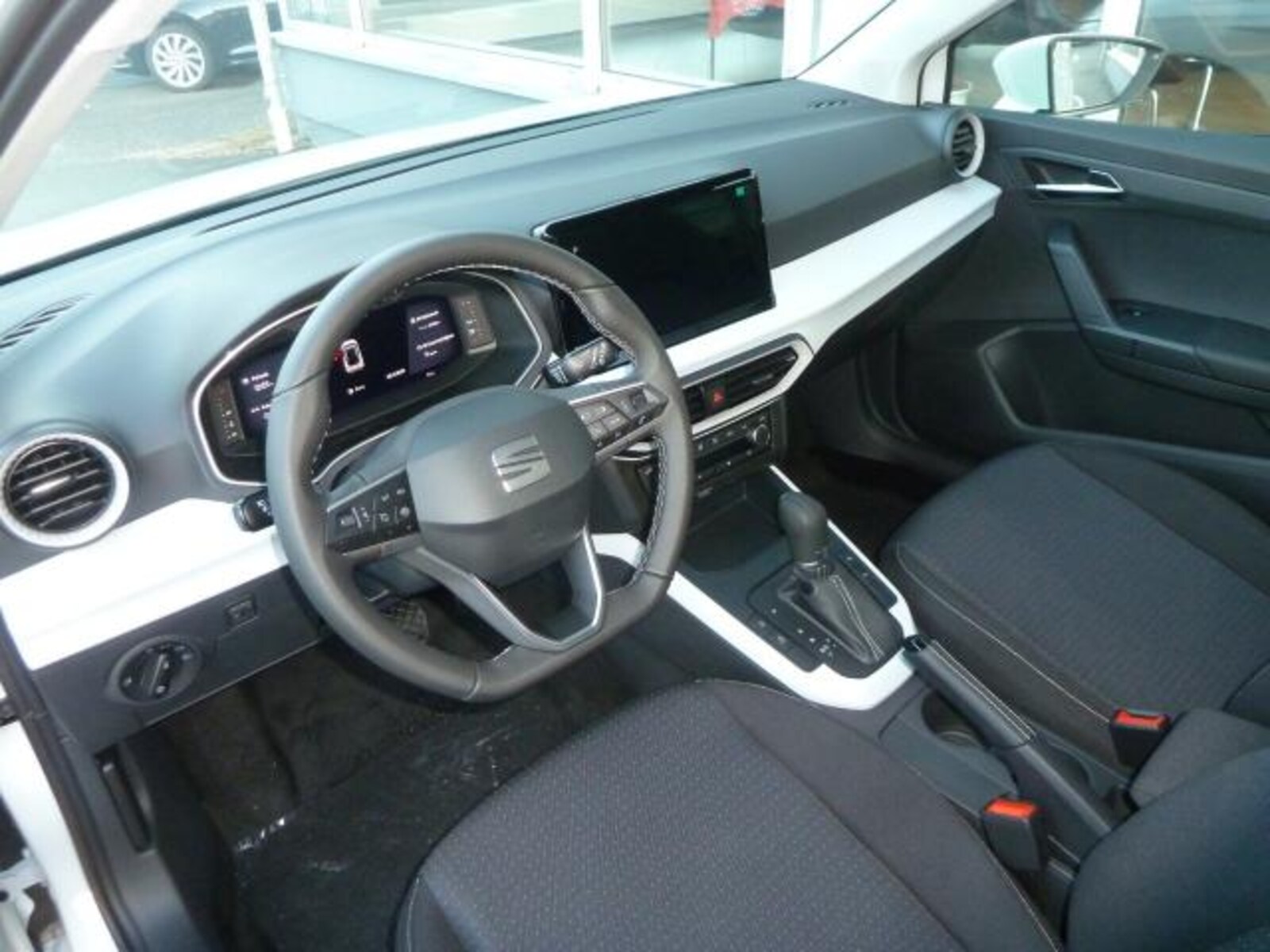 SEAT Arona – Bild 6