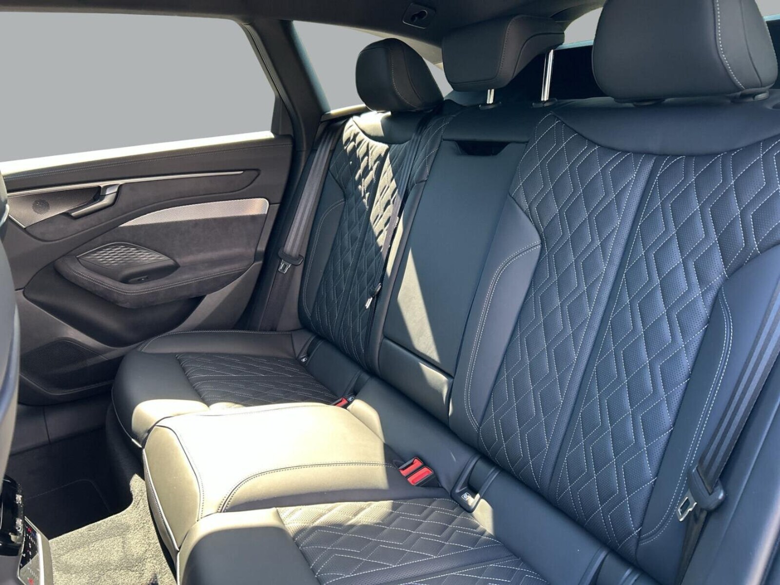 Audi A6 Avant – Bild 8