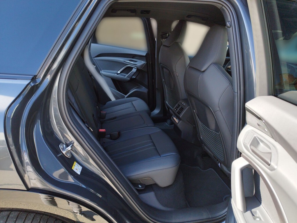 Image about Audi Q5 SUV TDI quattro 150 kW S tronic