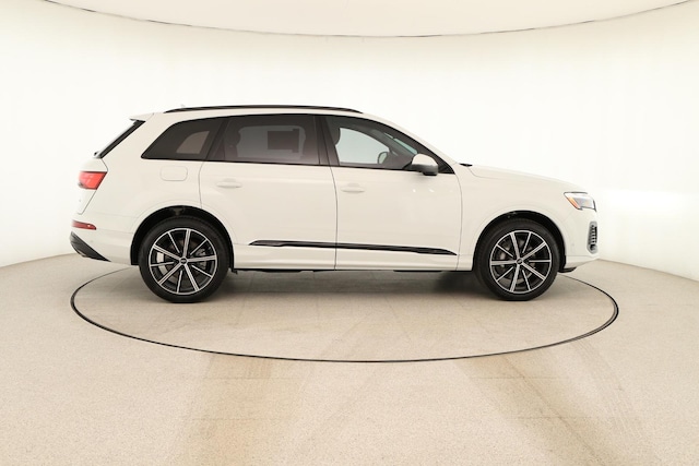 2026 Audi Q7 Premium Plus - Photo 8