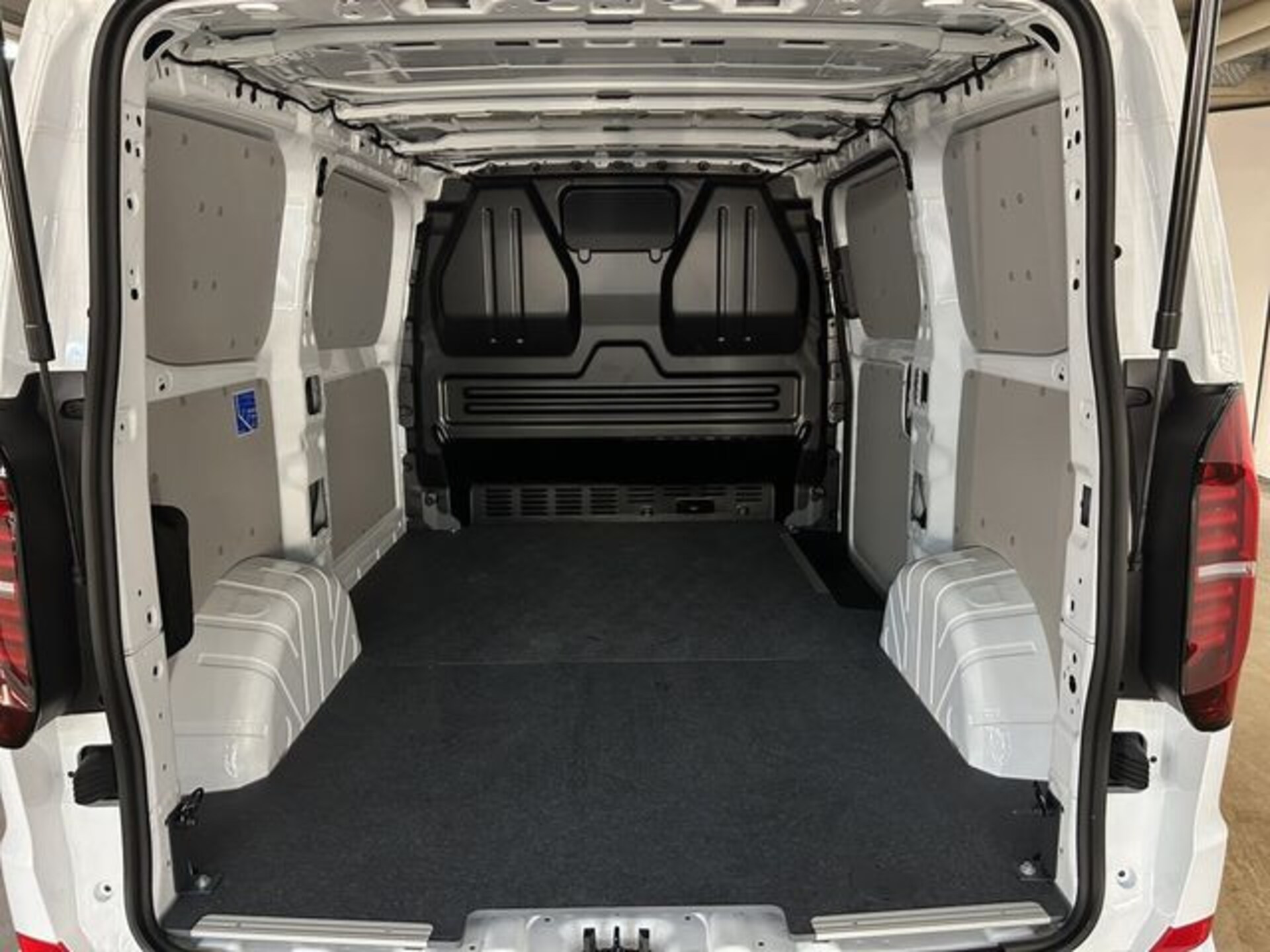 Volkswagen Transporter Kasten kurzer Radstand