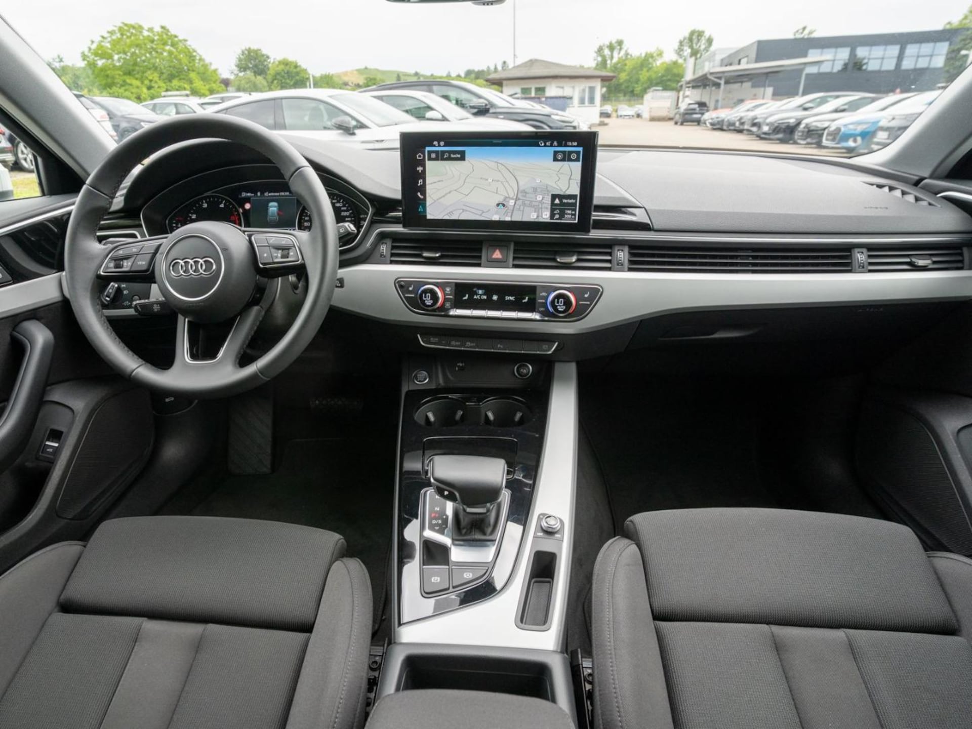 Audi A4 Avant S line