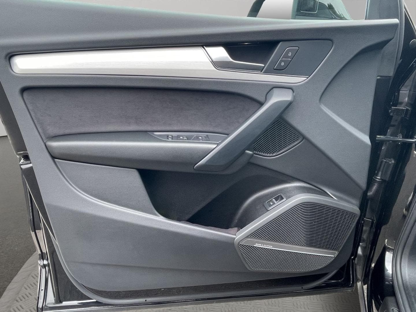 Bild über Audi Q5 40 TDI quattro 150 kW S tronic - für weitere Informationen kontaktieren Sie den Audi Partner