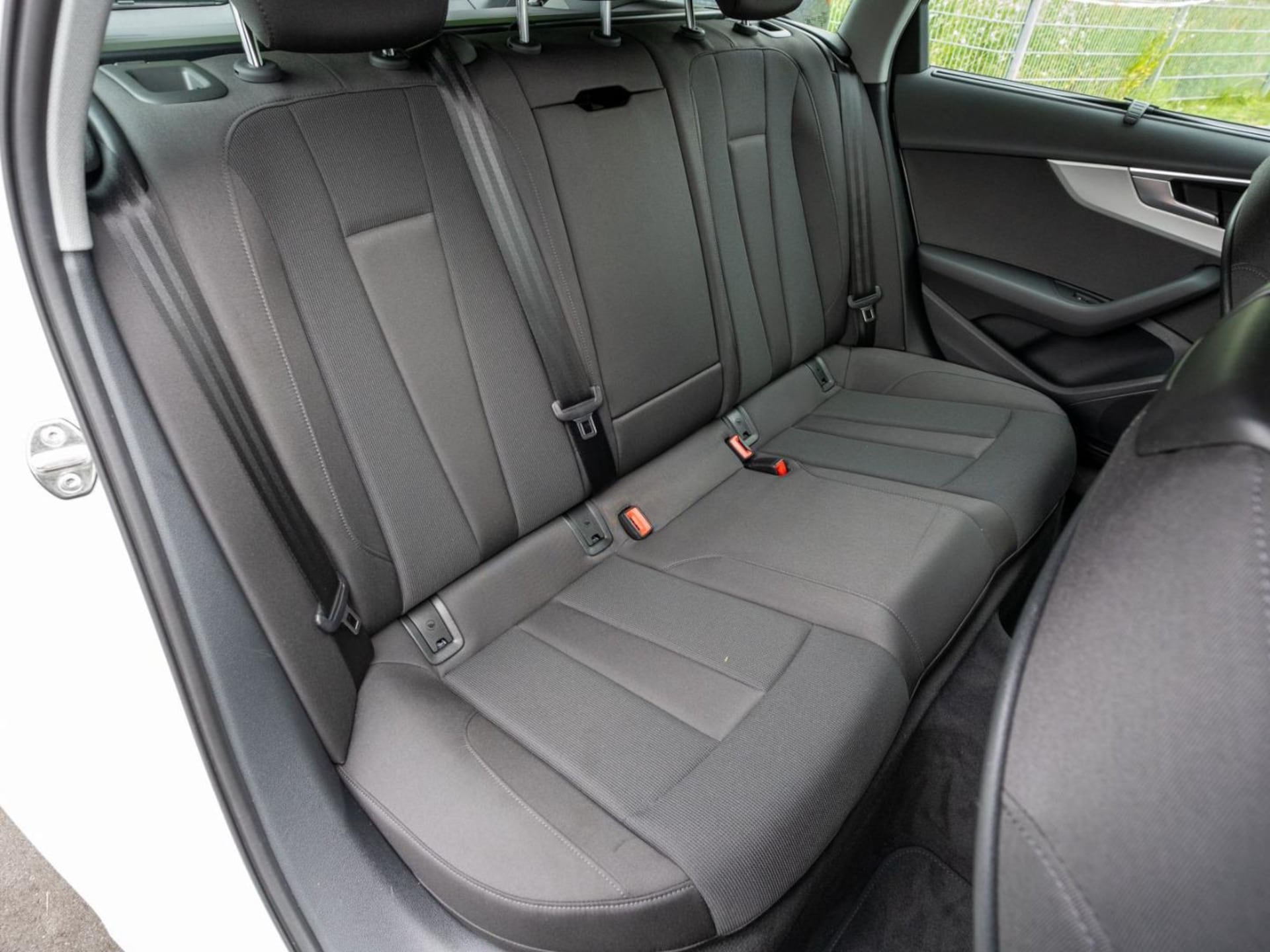 Audi A4 Avant S line
