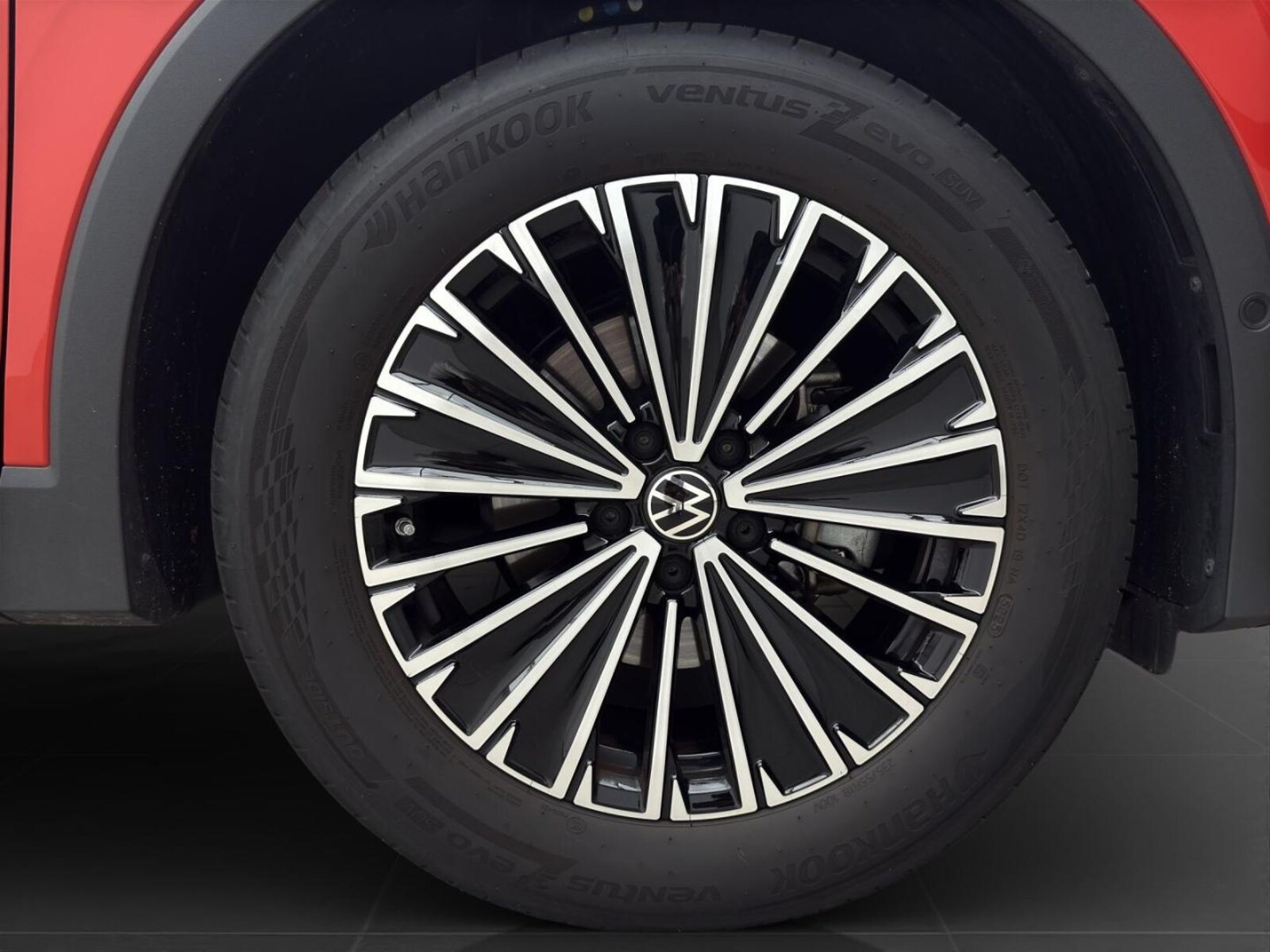 Volkswagen Tiguan – Bild 18