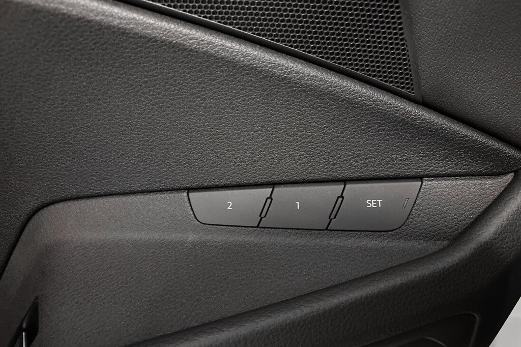 Bild som visar Audi Q8 e-tron Q8 50 e-tron quattro Proline 250,00 kW - för mer information kontakta din Audi Partner