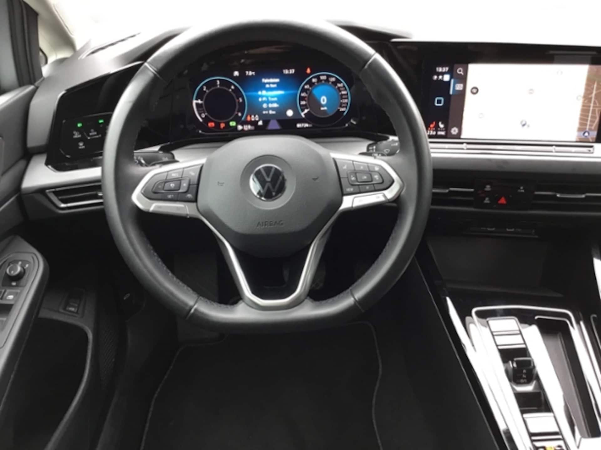 Volkswagen Golf Variant Style