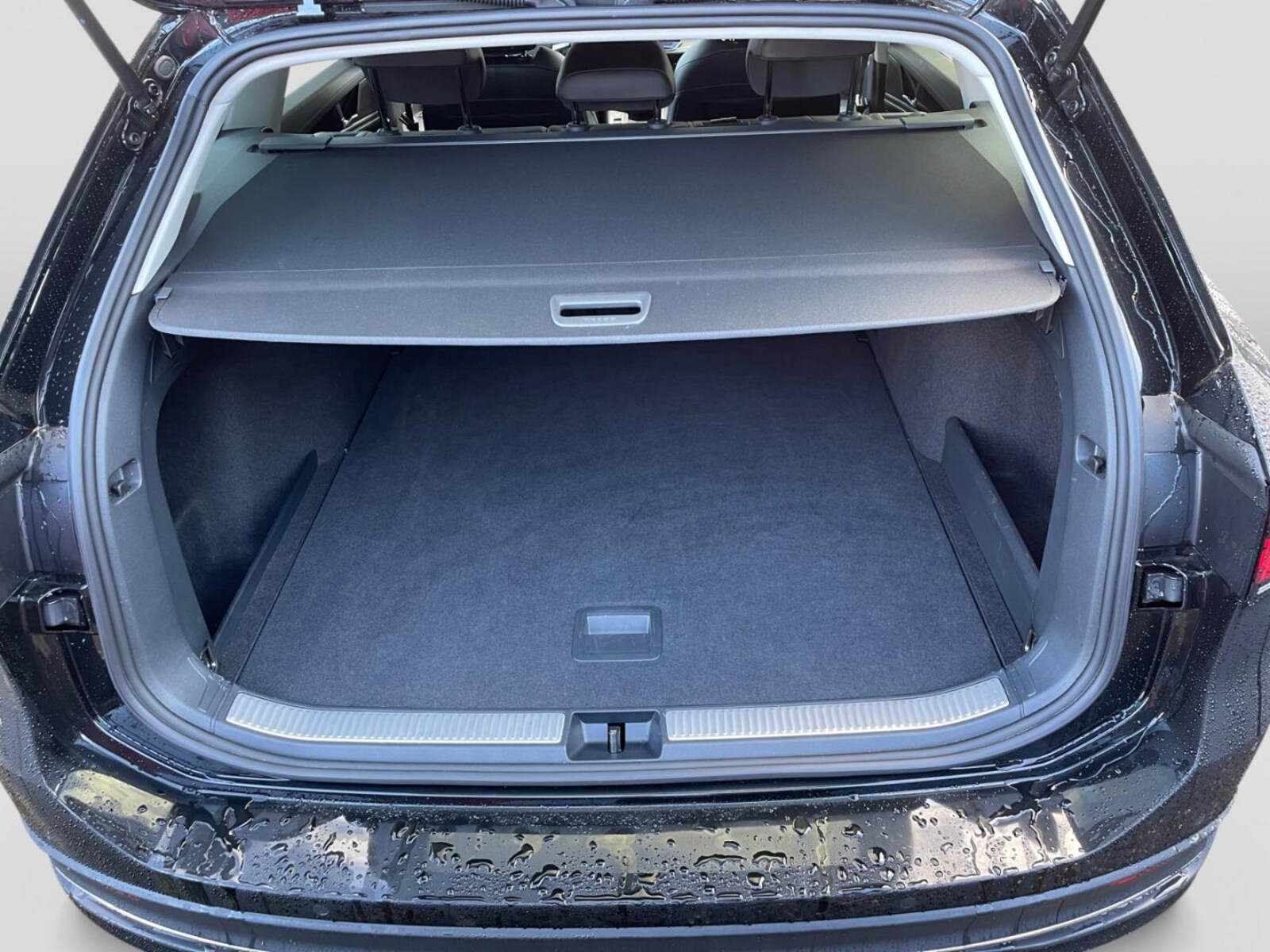 Volkswagen Passat – Bild 13