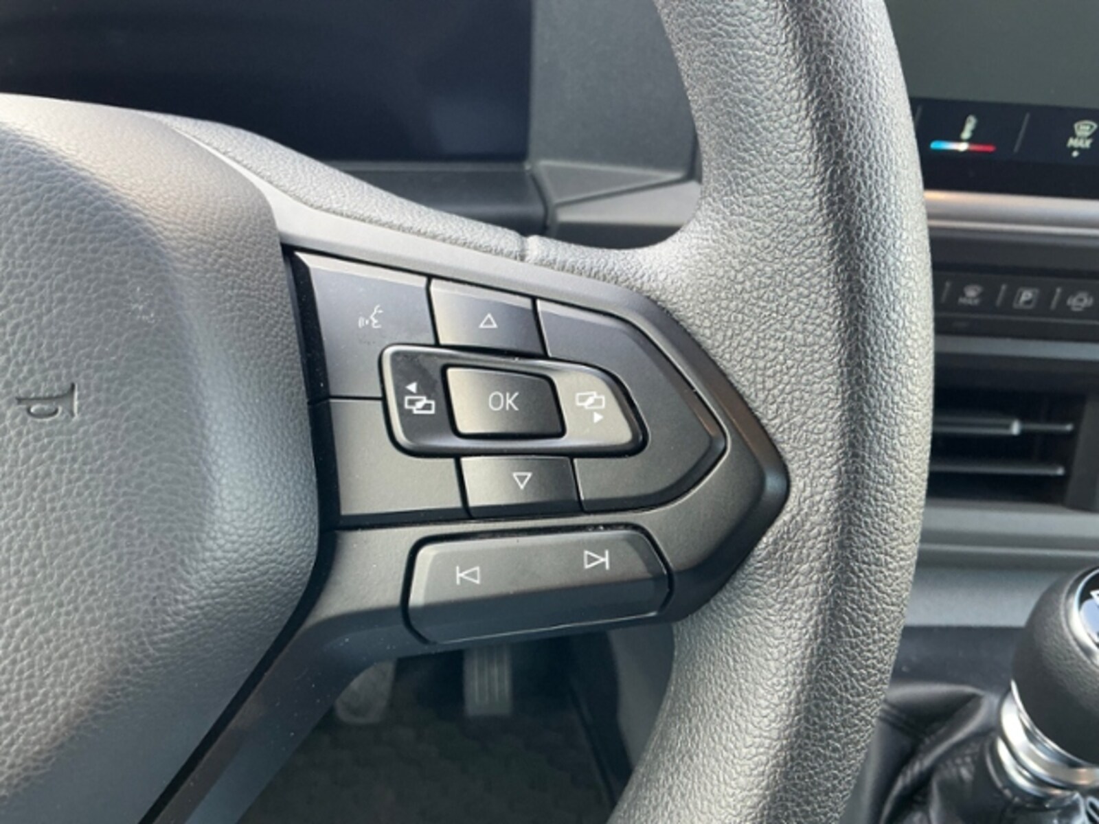 Volkswagen Transporter Kasten kurzer Radstand – Bild 13