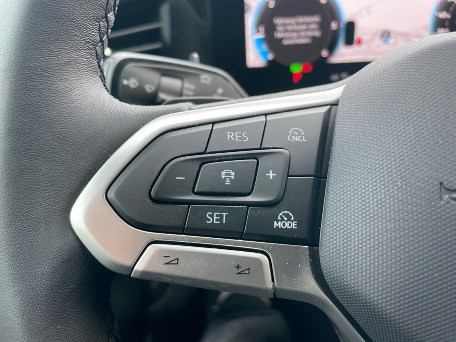 Volkswagen Passat – Bild 10