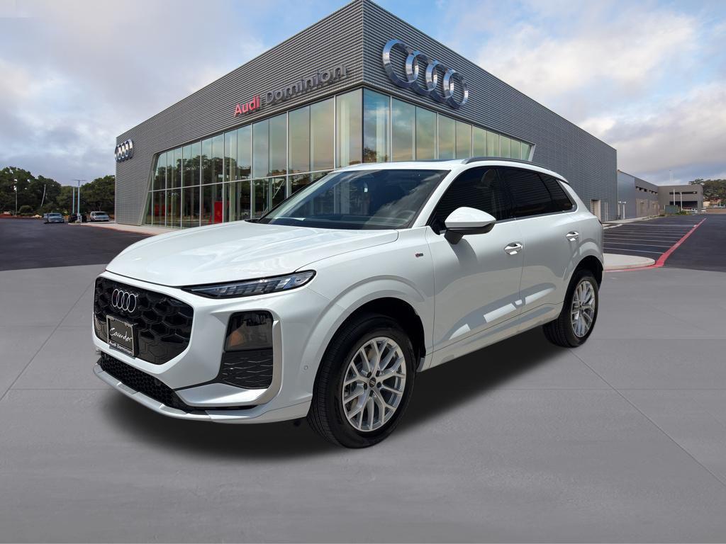 2026 Audi Q3 S line quattro's photo